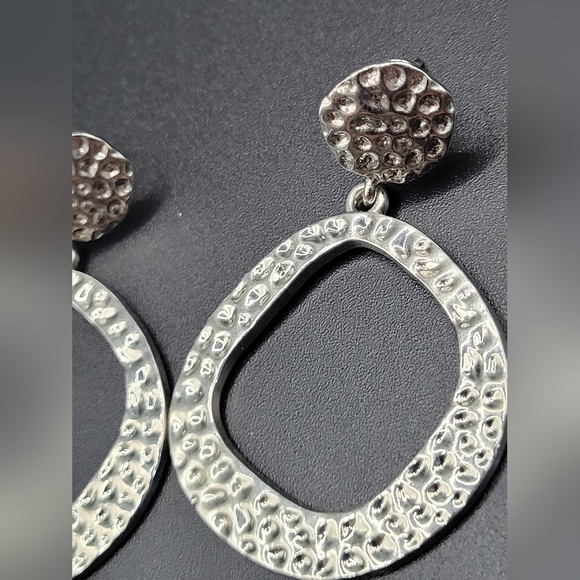 Silver Naomi drop oval Earrings by Dekoster - Picture 6 of 8